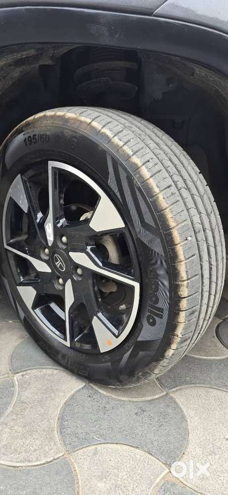 Tata Punch Creative Amt, 2022, Petrol