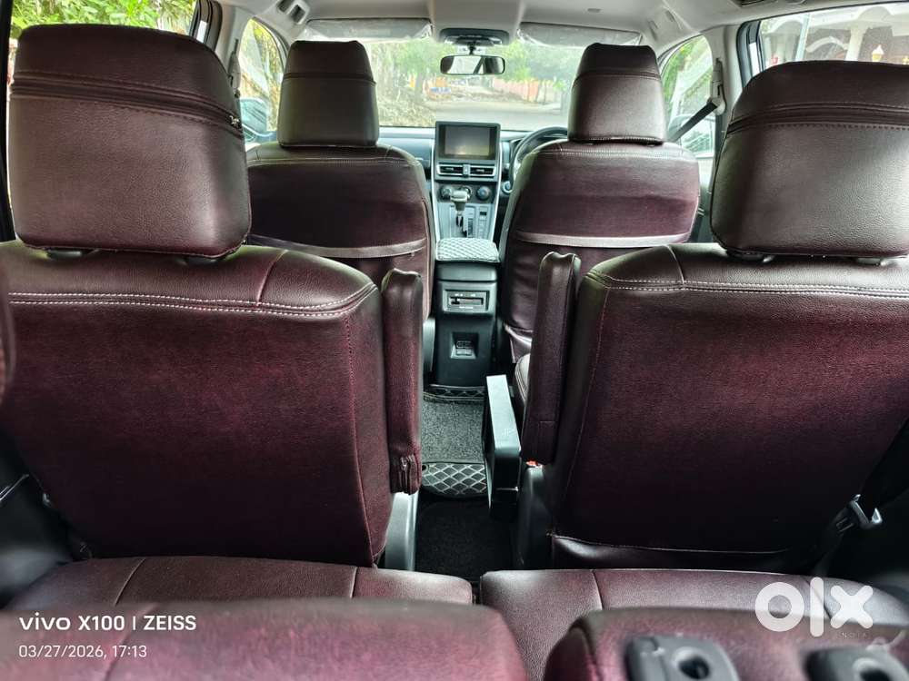 Toyota Innova Hycross, 2023, Petrol