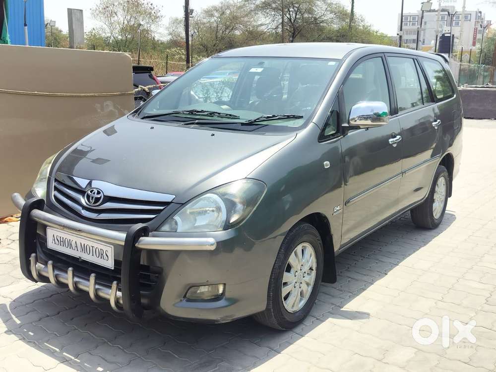 Toyota Innova 2.5 Vx 7 Str, 2010, Diesel