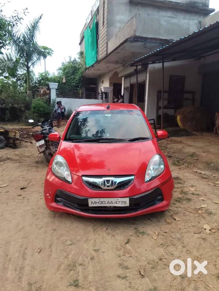 Honda Brio 2012 Petrol Well Maintained