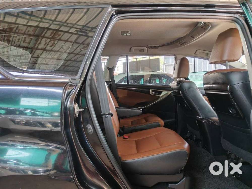 Toyota Innova Crysta 2.8 Zx At, 2017, Diesel