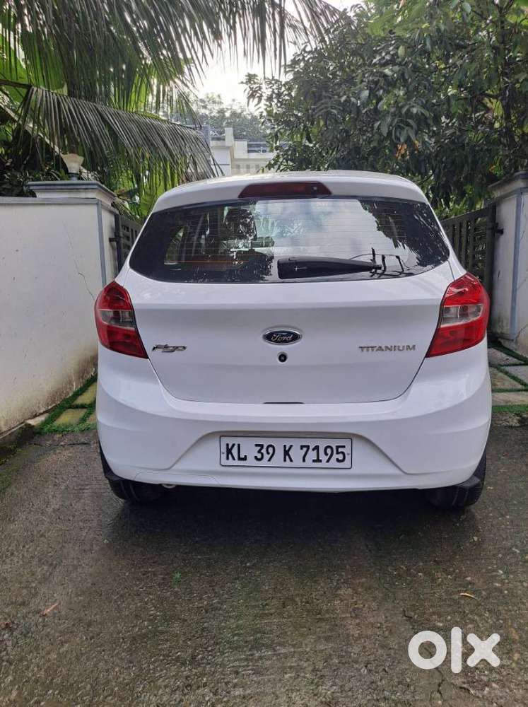 Ford Figo Petrol Titanium, 2017, Petrol