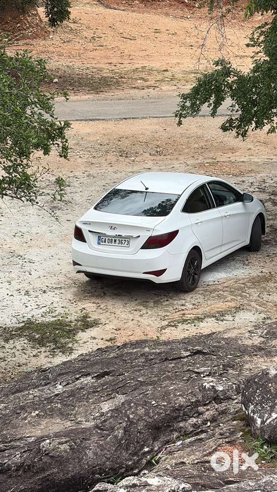 Hyundai Fluidic Verna 2015 Petrol 110000 Km Driven