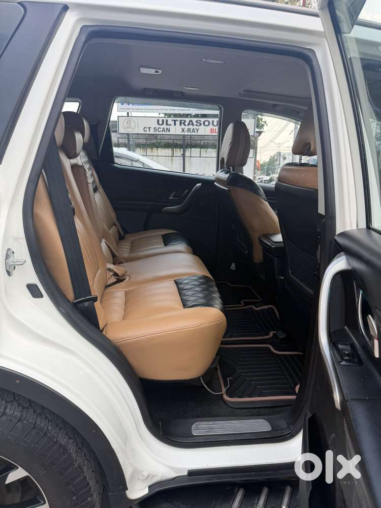 Mahindra Xuv500 W11, 2020, Diesel