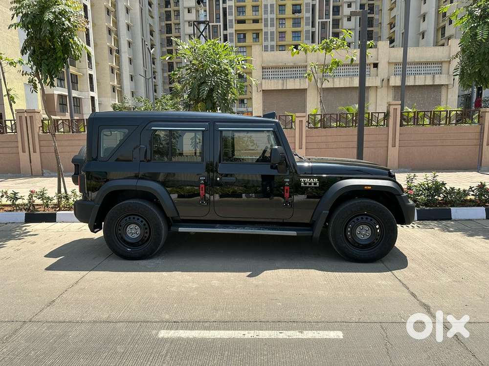 Mahindra Thar Roxx 2025