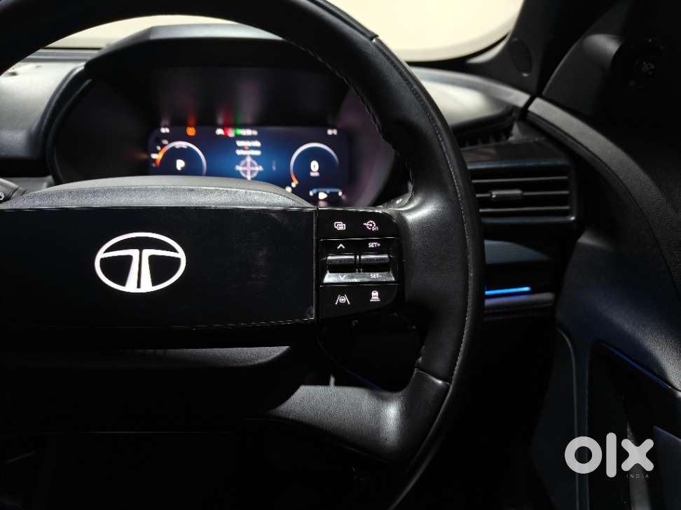 Tata Safari Accomplished Plus Dark Edition At, 2024, Diesel