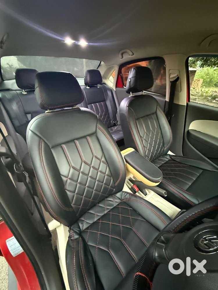 Volkswagen Vento Petrol Manual 2011