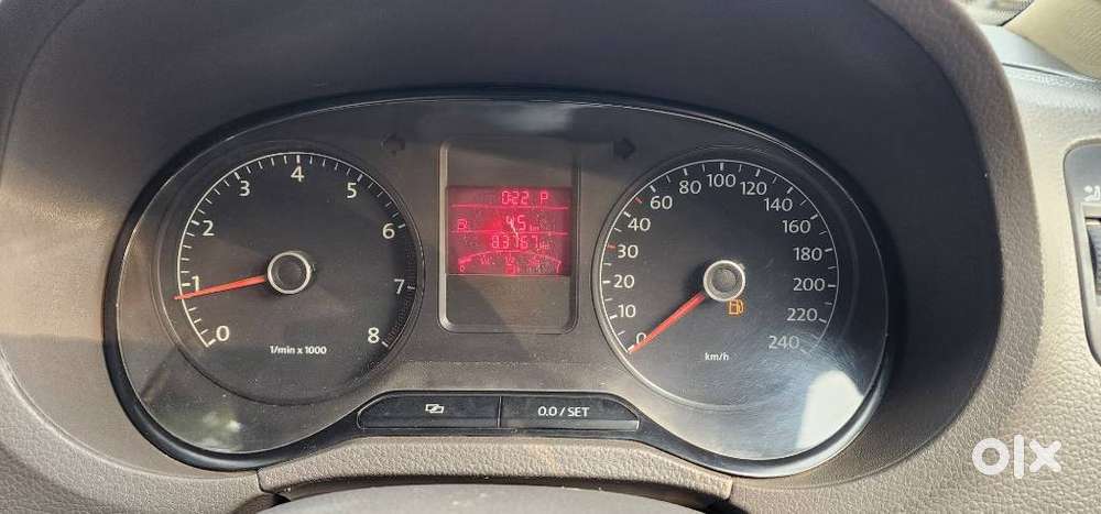 Volkswagen Vento 2010-2013 Petrol Highline At, 2011, Petrol