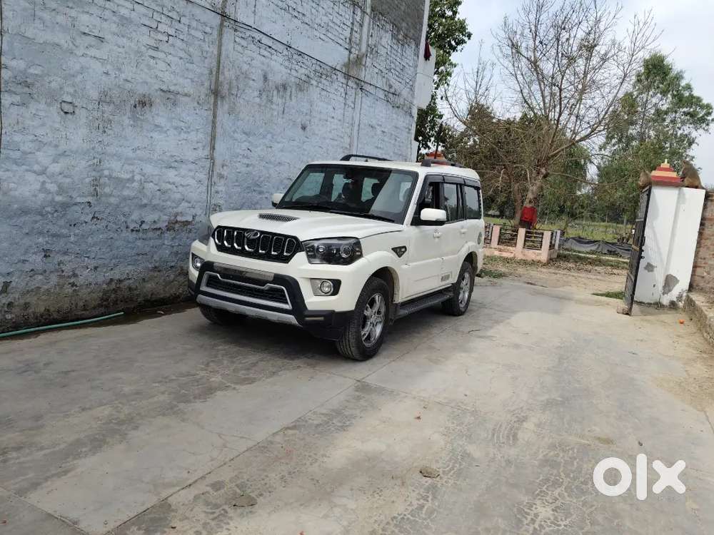 Mahindra Scorpio 2018 Diesel 100000 Km Driven