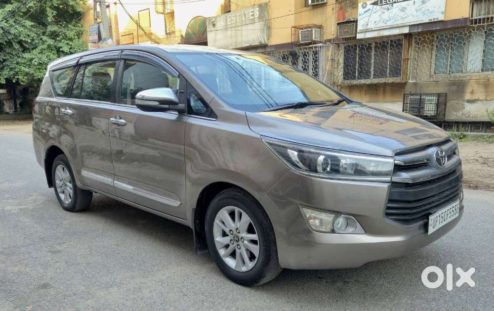 Toyota Innova Crysta 2.8 Zx At 7 Seater, 2017, Diesel