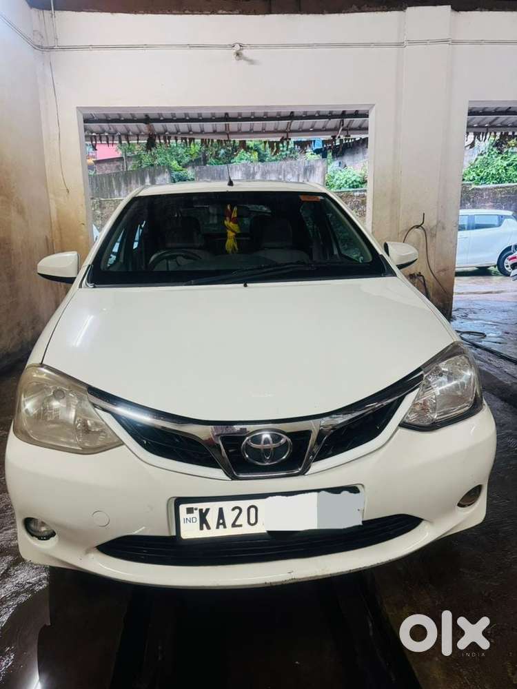 Toyota Etios Liva 2015