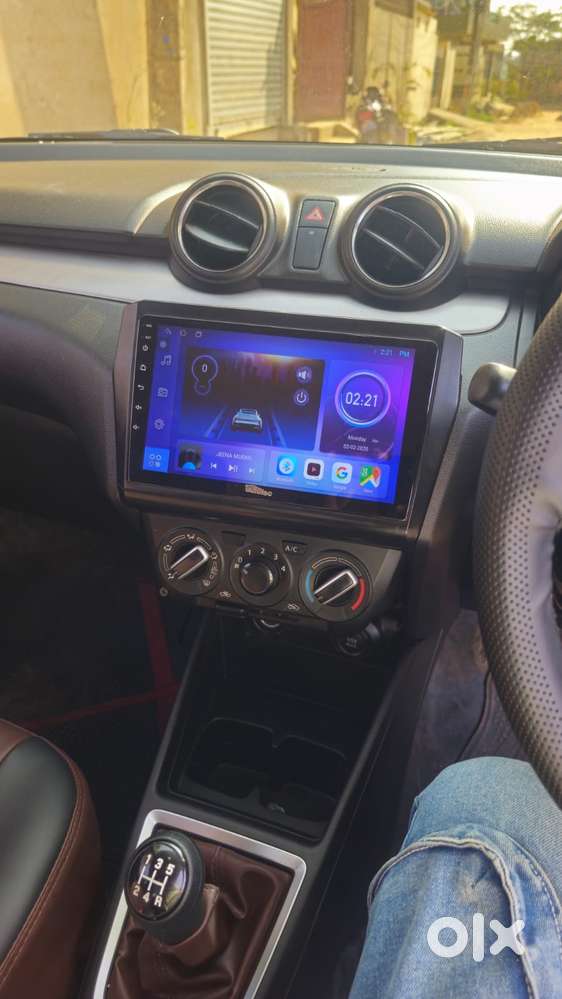 Maruti Suzuki Swift Vxi + Manual, 2022, Petrol