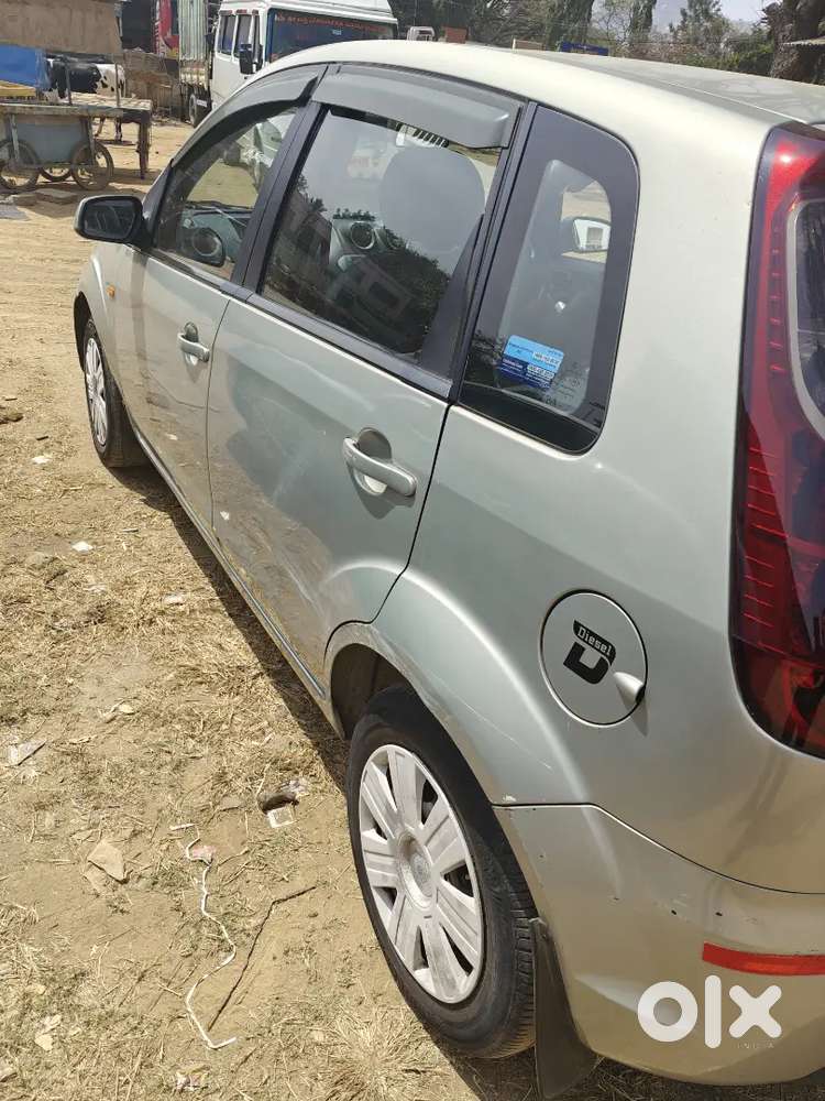 Ford Figo 2012 Diesel 76000 Km Driven