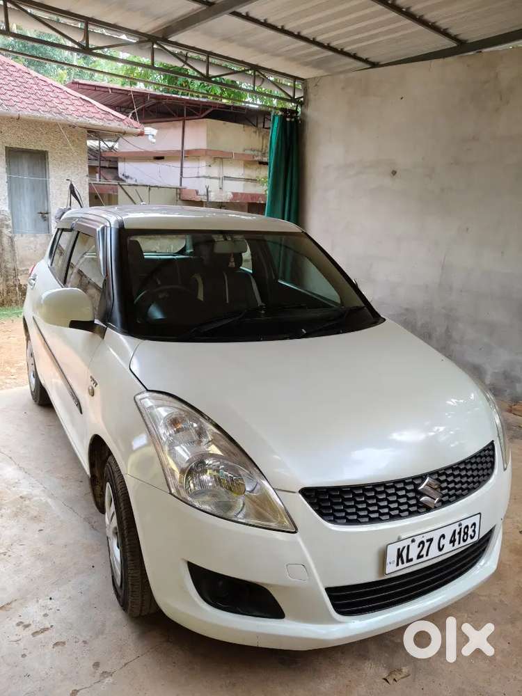 Maruti Swift Lxi 2012