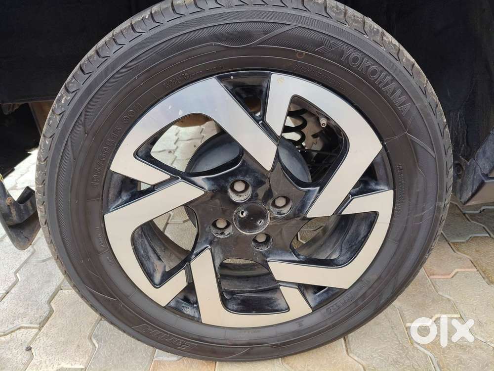 Nissan Magnite 1.0 Xv, 2022, Petrol