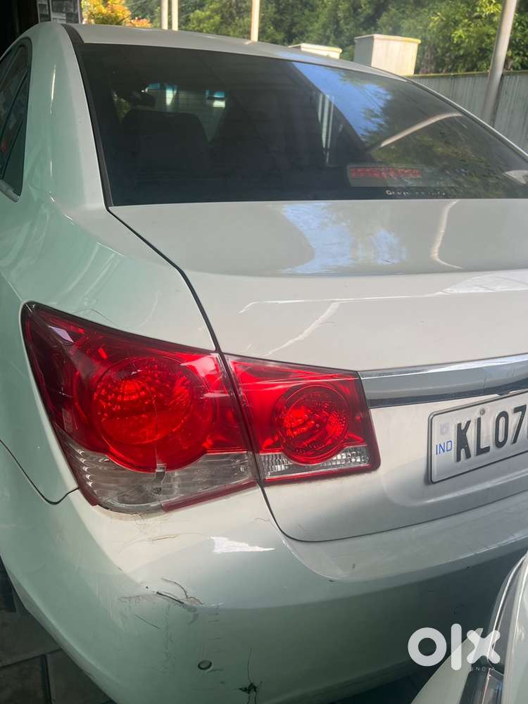 Chevrolet Cruze Diesel 2nd 2011, No Insurance And Fitness,good Engine