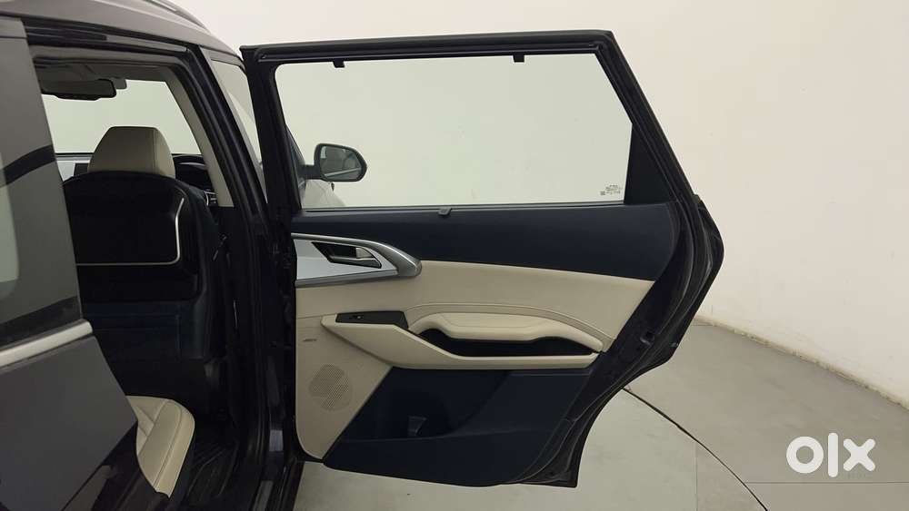 Kia Carens 1.5 Luxury Plus Diesel At 7 Str, 2023, Diesel