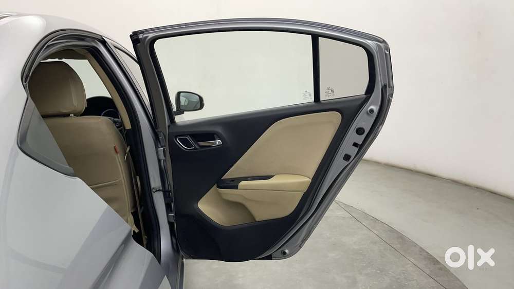 Honda City I-vtec V, 2022, Petrol
