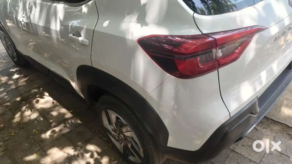 Nissan Magnite 2024 Petrol Well Maintained