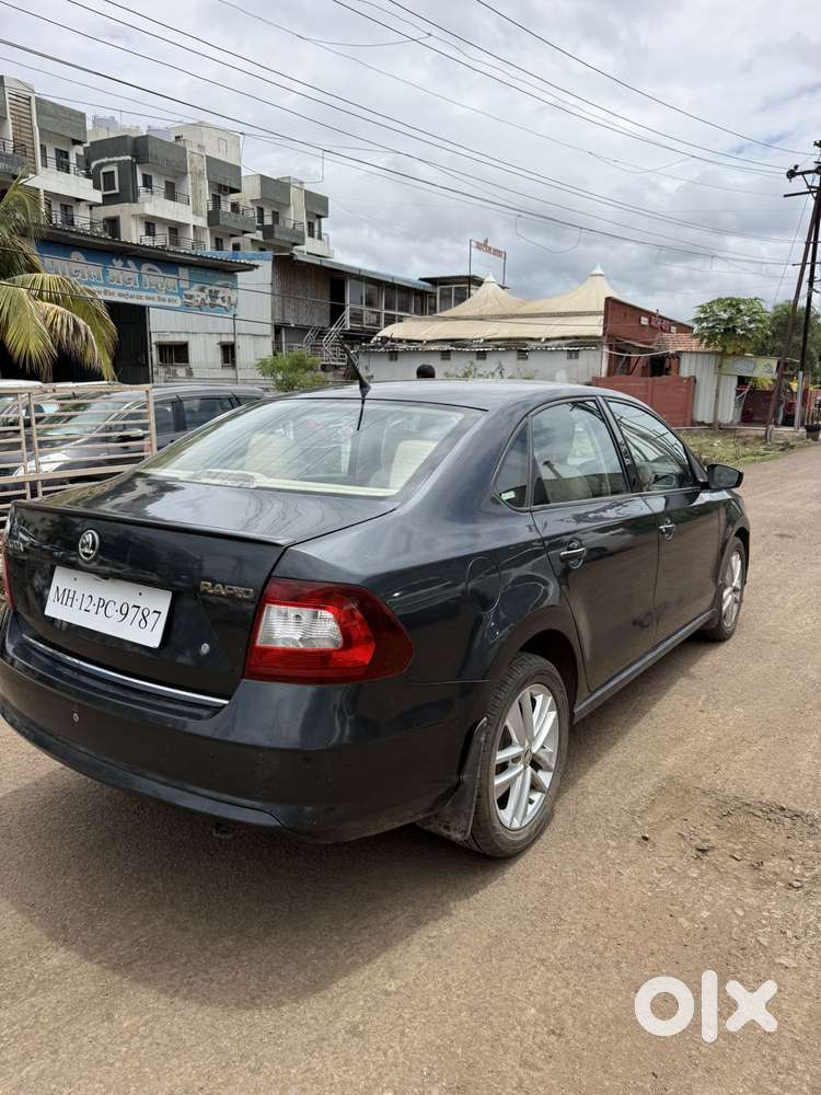 Skoda Rapid 1.5 Tdi At Elegance Black Package, 2017, Diesel