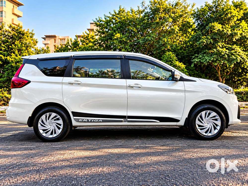 Maruti Suzuki Ertiga Vxi (o) Cng, 2025, Cng & Hybrids