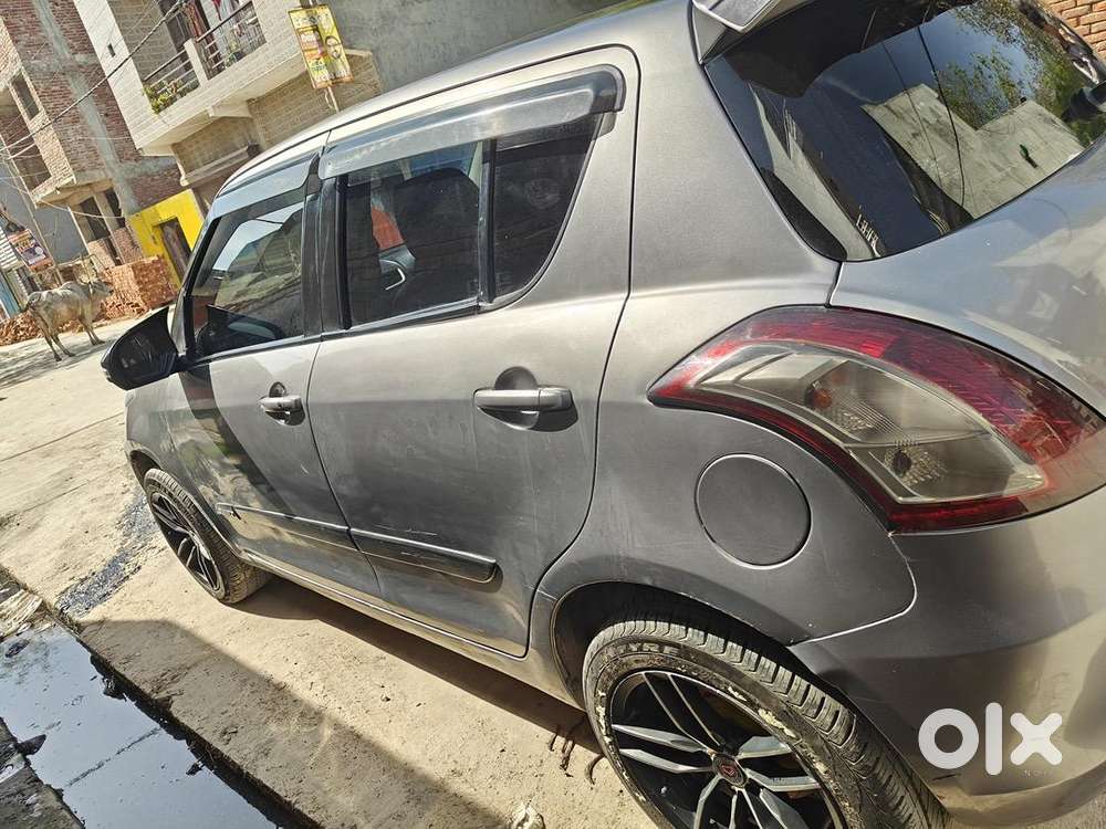 Maruti Suzuki Swift 2016 Petrol 70000 Km Driven