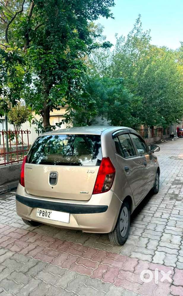 Hyundai I10 1.1l Irde Era Special Edition, 2010, Cng & Hybrids