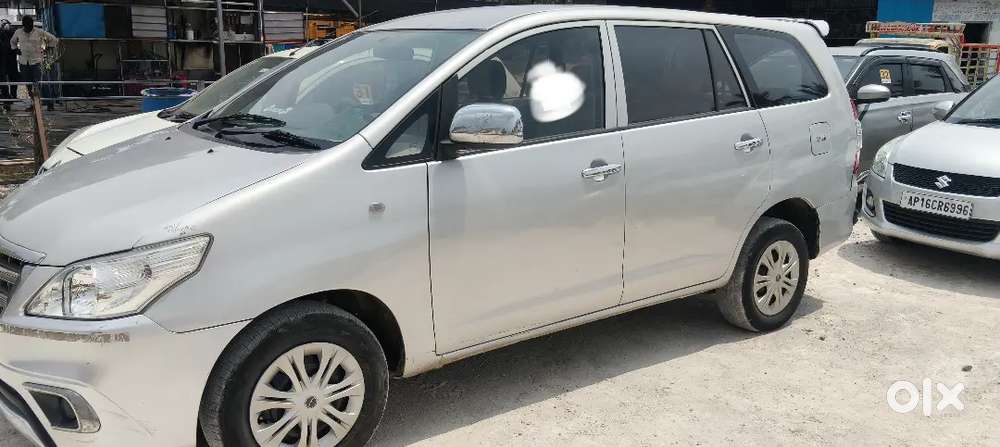 Toyota Innova Diesel 2012