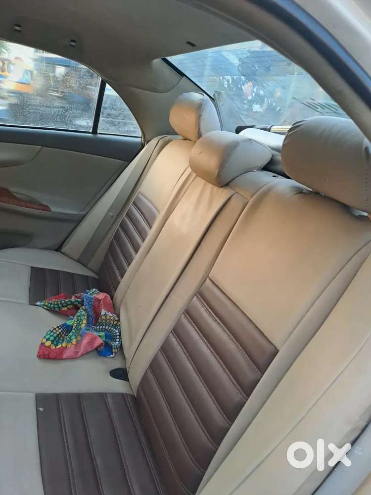 Toyota Corolla Altis 2010