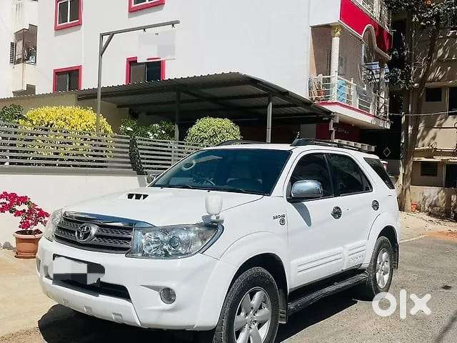 Toyota Fortuner 3.0 4x4 Manual, 2010, Diesel