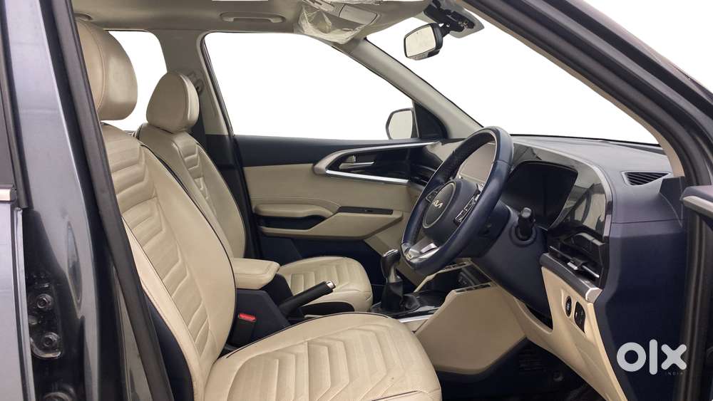 Kia Carens 1.5 Luxury Plus Diesel 6 Str, 2022, Diesel