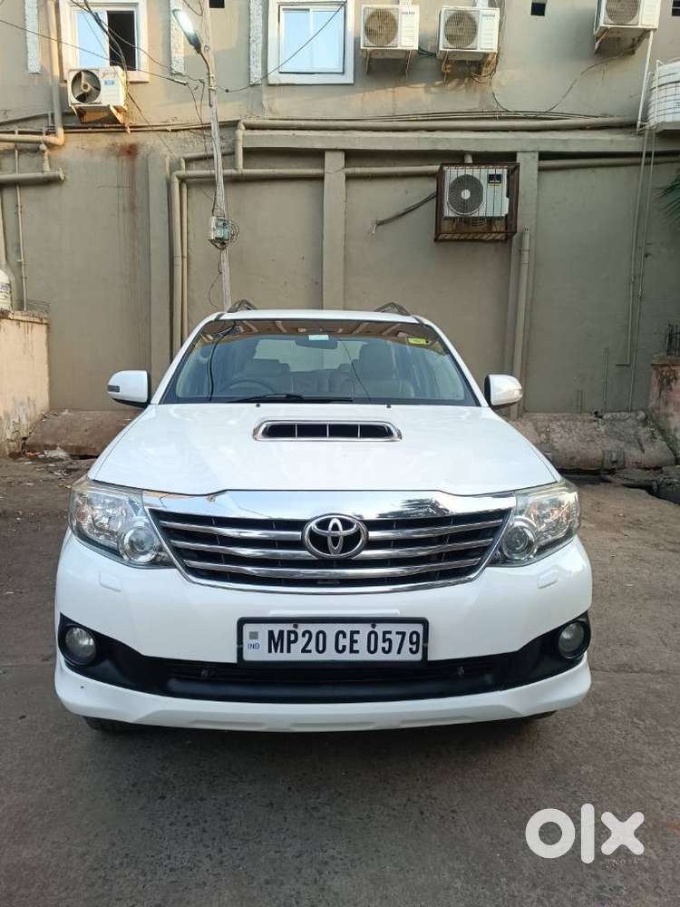 Toyota Fortuner 3.0 4x2 Mt, 2014, Diesel