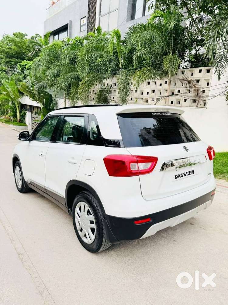 Maruti Suzuki Vitara Brezza 1.5 Vxi At, 2021, Petrol