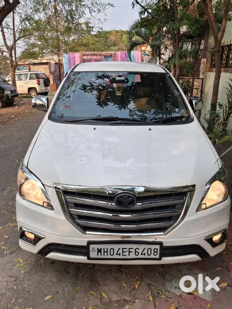 Toyota Innova 2010