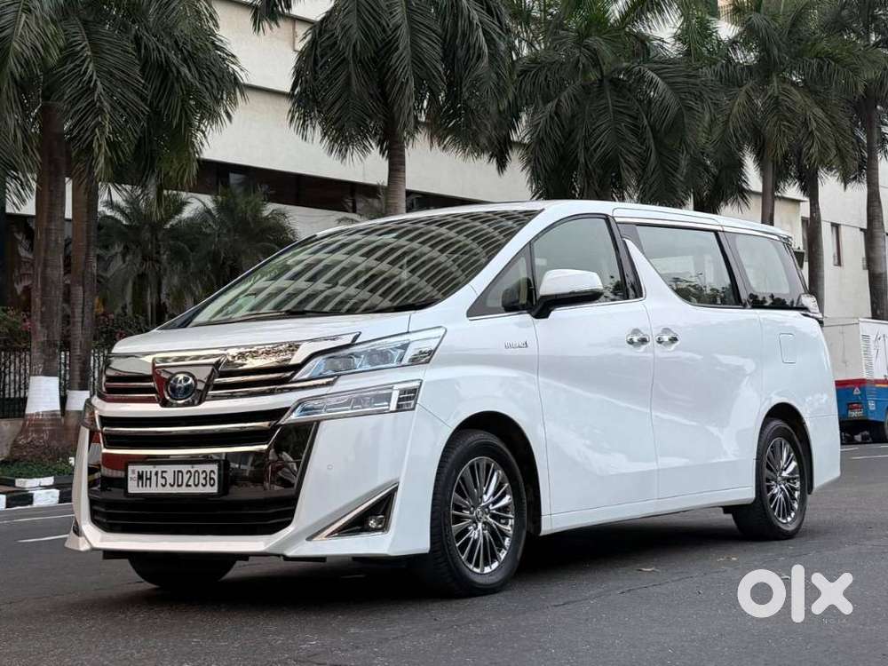 Toyota Vellfire 2.5 Executive Lounge, 2022, Petrol