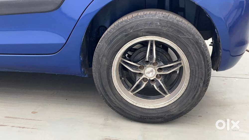Maruti Suzuki Swift Vvt Vxi, 2012, Petrol