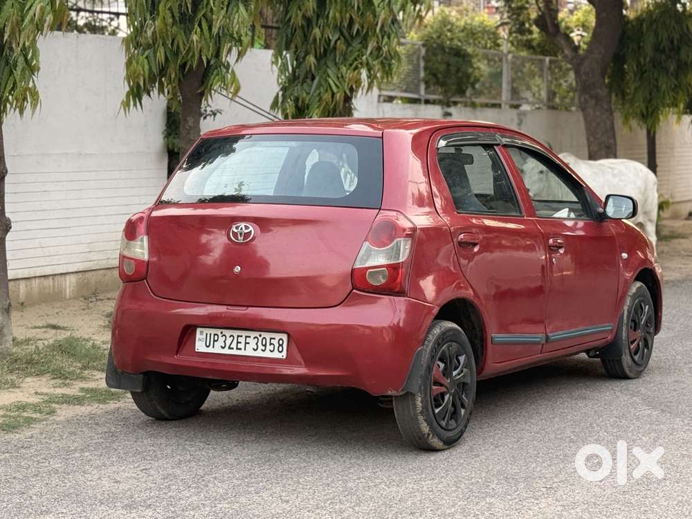 Toyota Etios Liva, 2013, Petrol