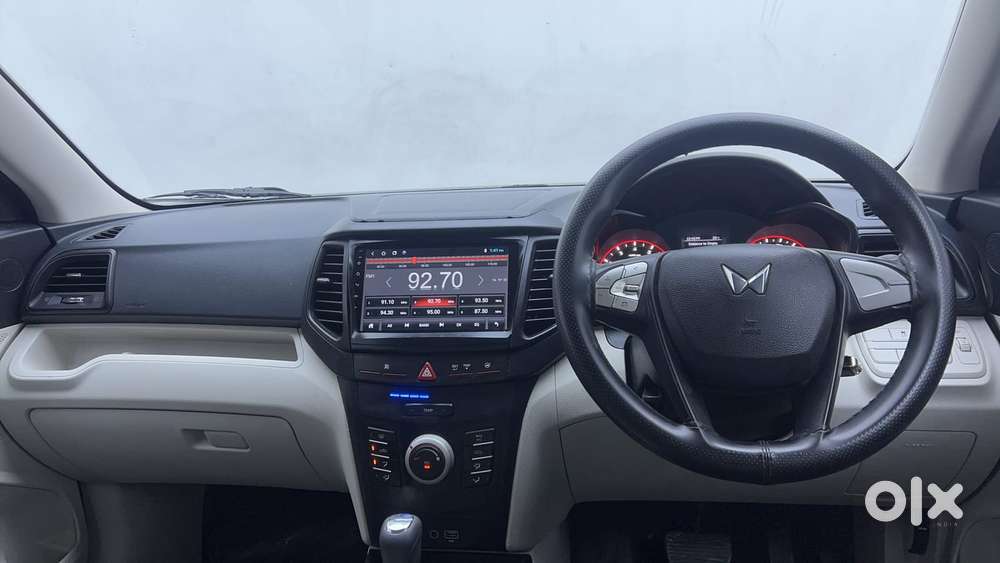 Mahindra Xuv300 1.2 W6 Amt Petrol, 2023, Petrol