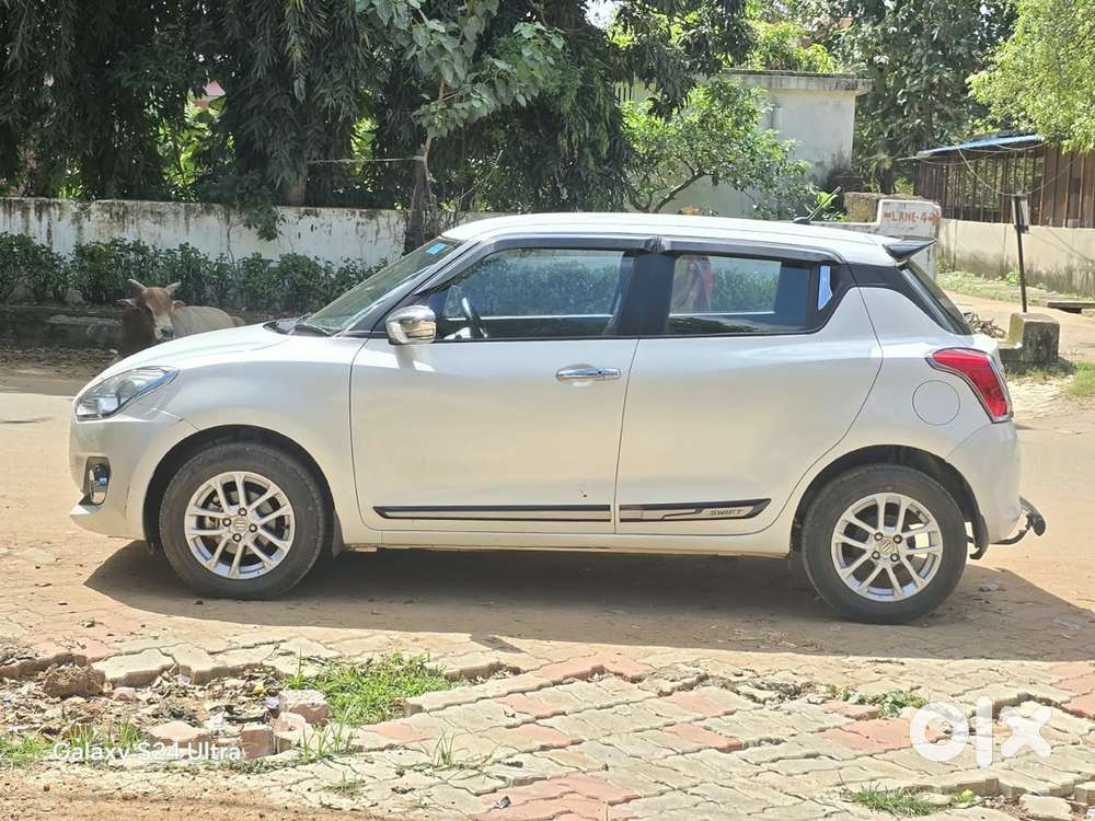 Maruti Suzuki Swift Petrol Manual 2023