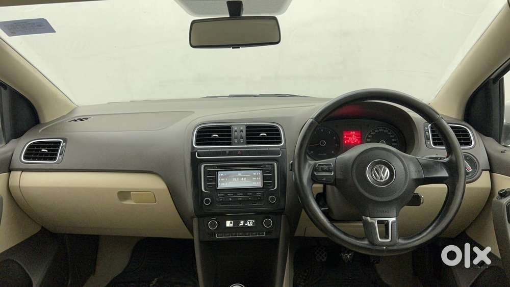Volkswagen Vento 2010-2013 Petrol Highline, 2013, Petrol