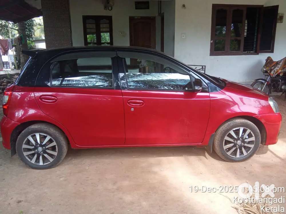 Toyota Etios Liva 2016