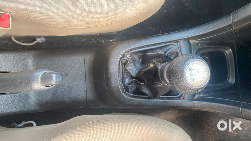 Maruti Suzuki Swift Lxi, 2015, Petrol