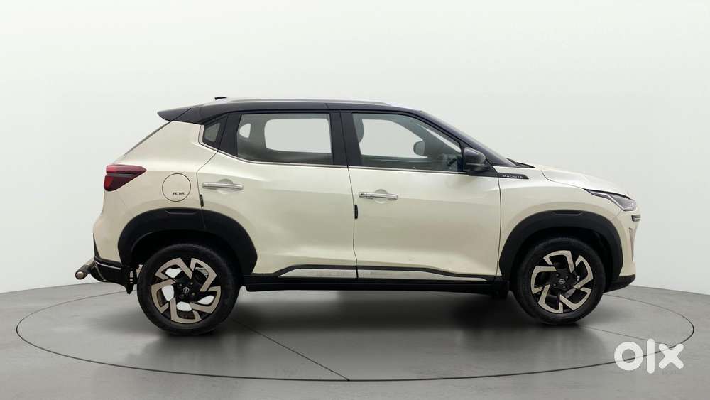 Nissan Magnite 1.0 Xv Premium Turbo (o) Dual Tone, 2022, Petrol
