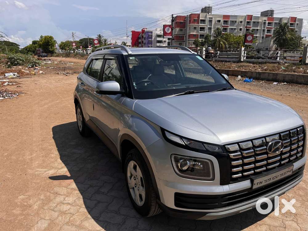 Hyundai Venue Sx Mt, 2022, Petrol