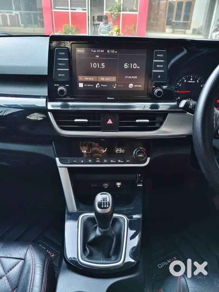 Kia Seltos 2023 Petrol 32000 Km Driven