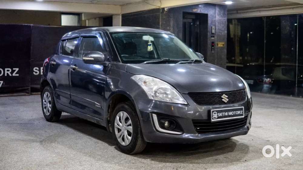 Maruti Suzuki Swift Vxi Optional, 2016, Petrol