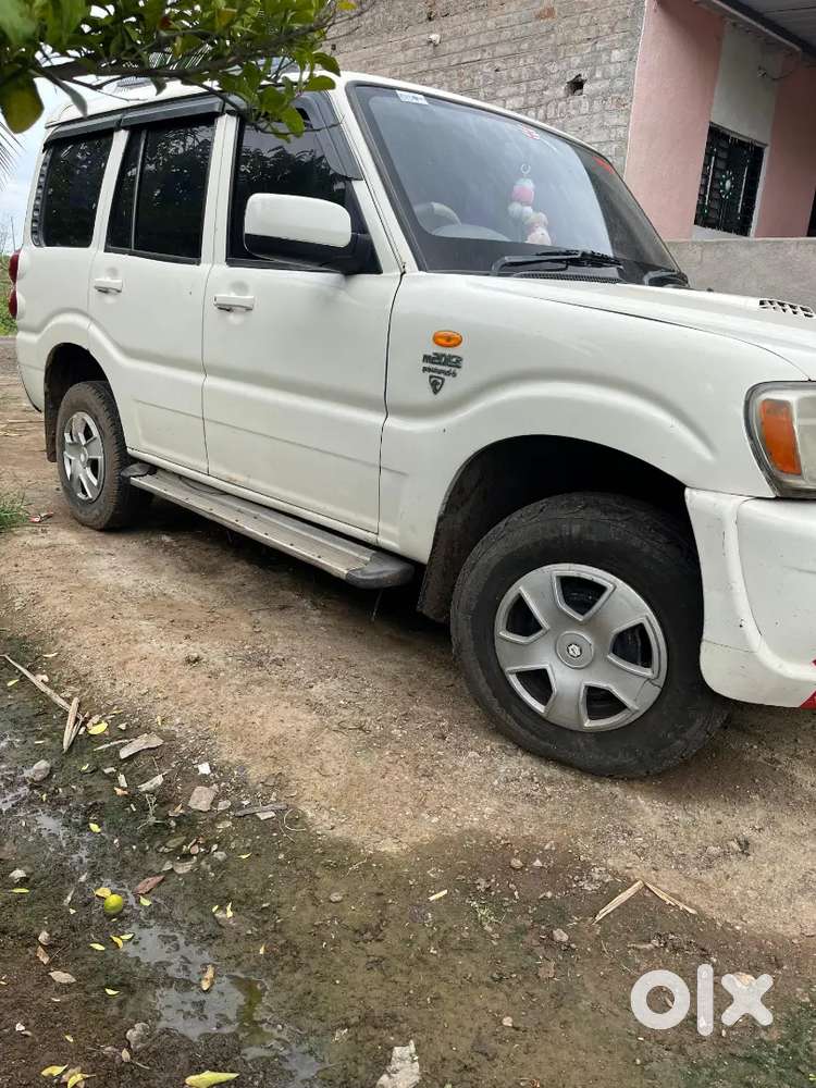 Mahindra Scorpio 2011 Diesel Manual