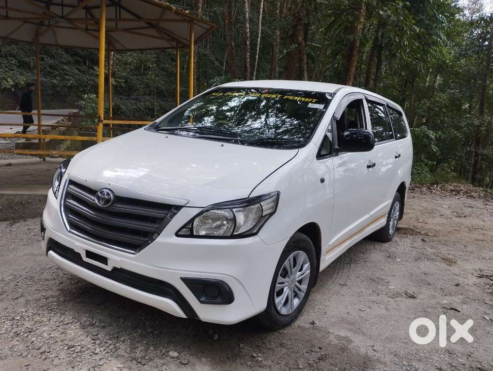 Toyota Innova 2.5 G (diesel) 7 Seater Bs Iv, 2015, Diesel