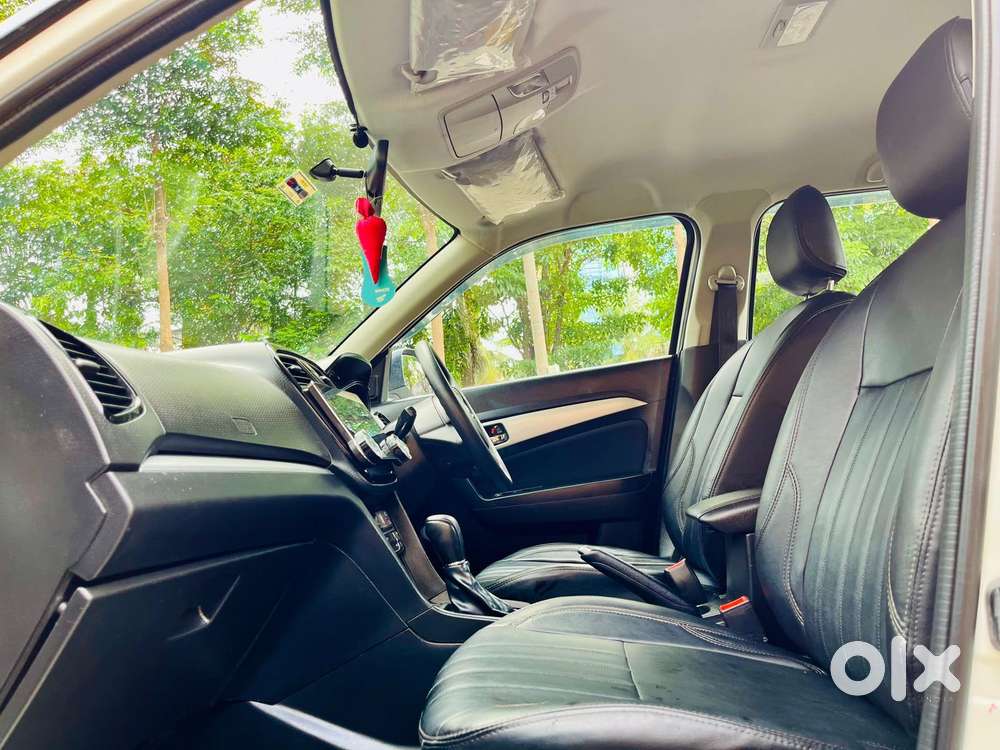 Maruti Suzuki Brezza 1.5 Zxi Smart Hybrid, 2020, Petrol