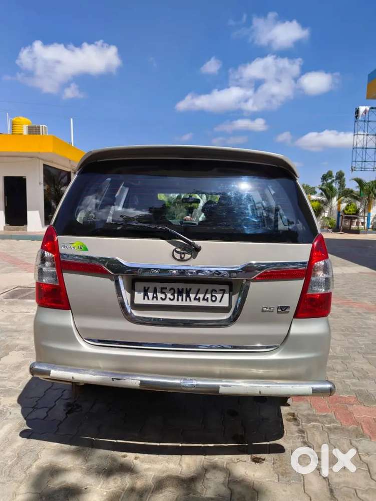 Toyota Innova 2014 Diesel 98000 Km Driven